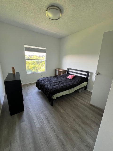 Private Room in 2Bed.2Bath