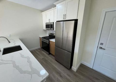 roommates in Jersey City Private Room in 1Bed.1Bath - cirtru.com