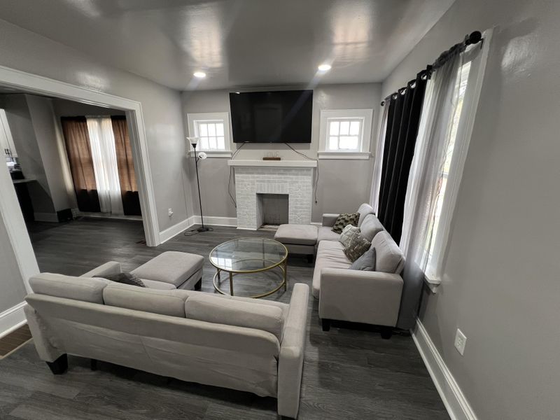 Comfortable & newly-renovated Decatur House with Living room (id. 4562)