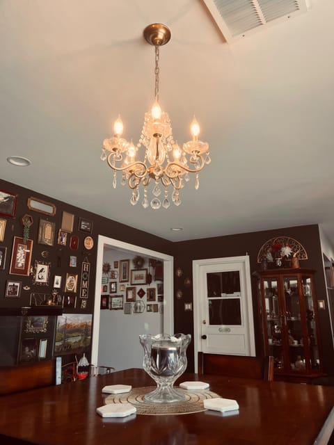 roommates in Undisclosed, Corpus Christi, TX 78413 Cozy South Side Home, close to public transit & groceries (id. 44879) - cirtru.com