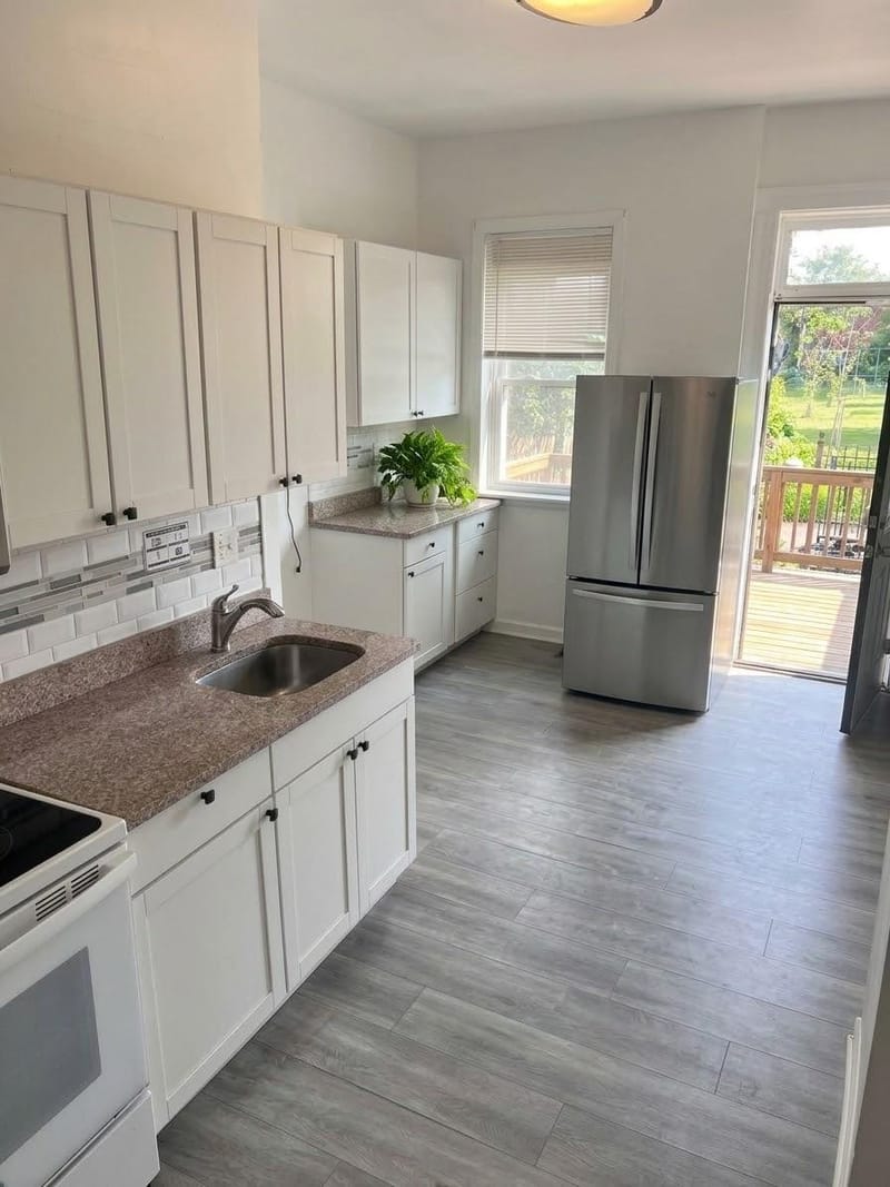 Near Johns Hopkins |  Modern Rooms +  Keyless Entry +  Deck +  W/D (id. 38616)