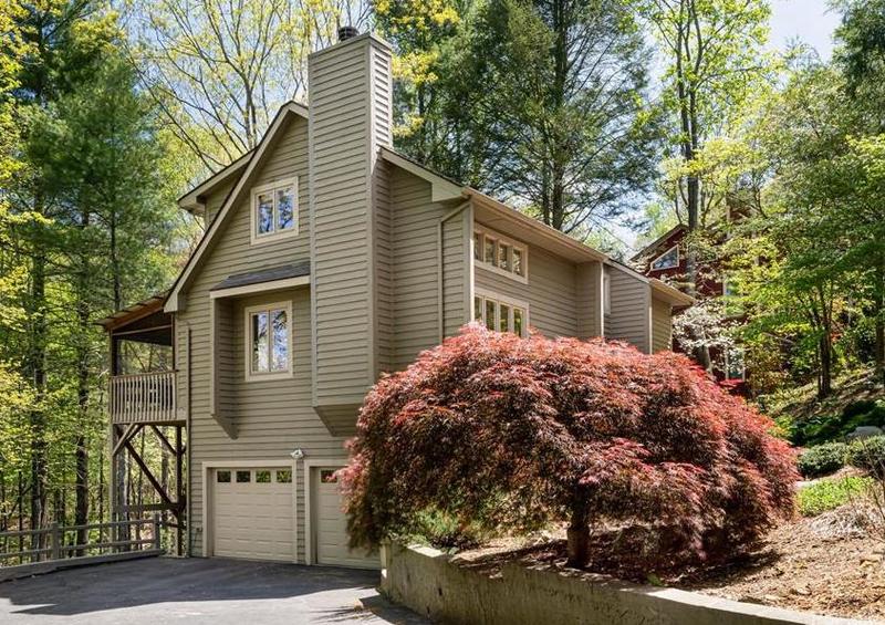 roommates in Asheville Private Room in 3Bed.1.5Bath - cirtru.com
