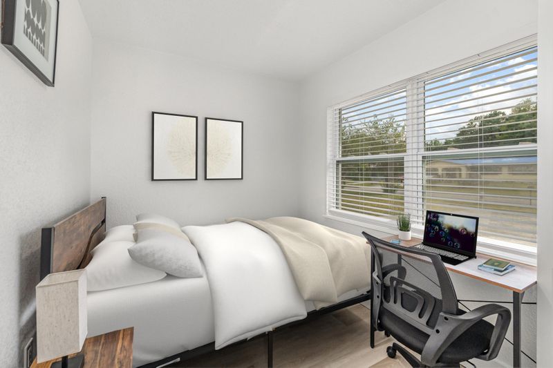 Near Metrowest, Kirkman Rd and Universal Studios  -  Convenient access to public transportation - Top Rated Host - Minifridges in all rooms - Wi-Fi & Wired Internet -  Renovated Home (id. 12736)