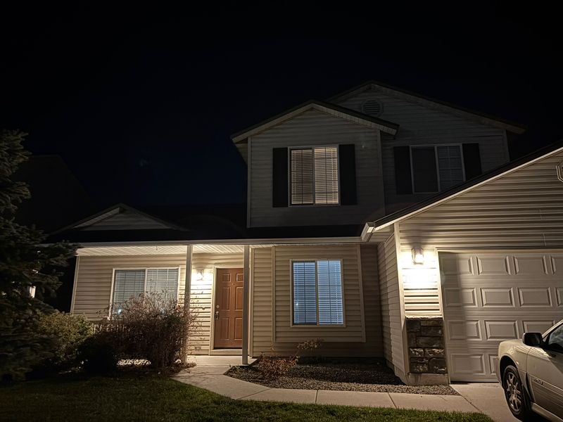 roommates in Caldwell Private Room in 4Bed.2.5Bath - cirtru.com