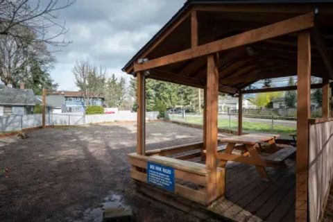 Entire Place 2Bed.1Bath