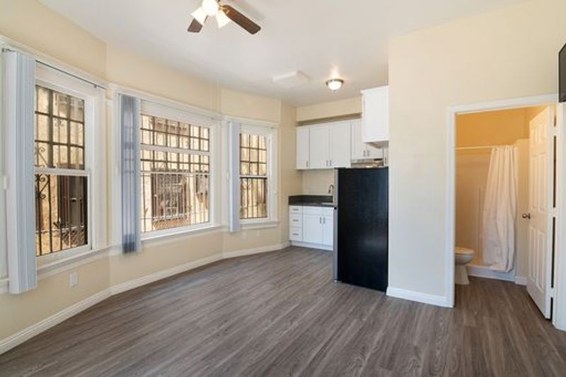 roommates in Los Angeles Entire Place 1Bed.1Bath - cirtru.com