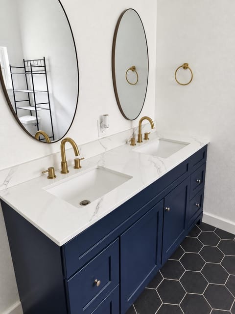 roommates in Undisclosed, Port Arthur, TX 77642 Newly Renovated Port Arthur Home | Clean, Quiet & Convenient (id. 43567) - cirtru.com