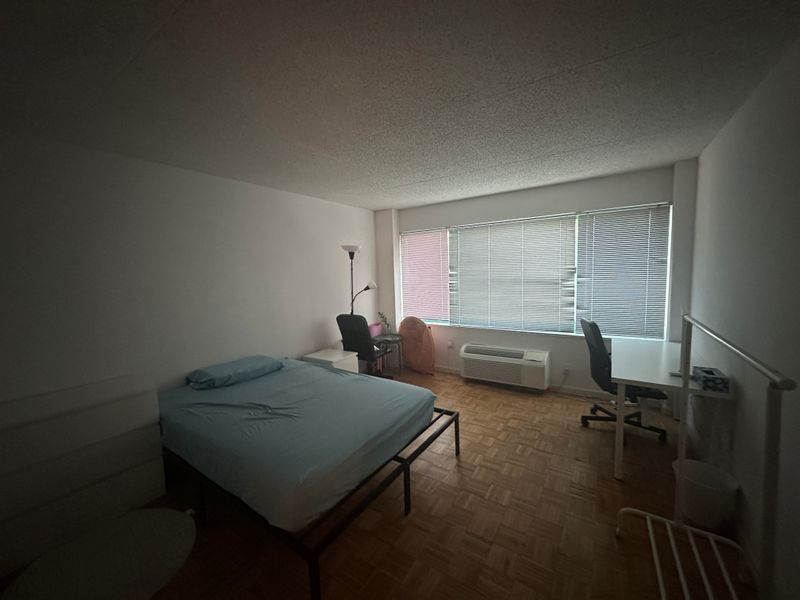 roommates in Newport Private Room in 1Bed.1Bath - cirtru.com