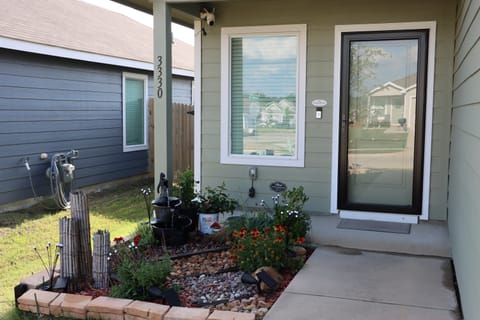 Entire Place 3Bed.2Bath