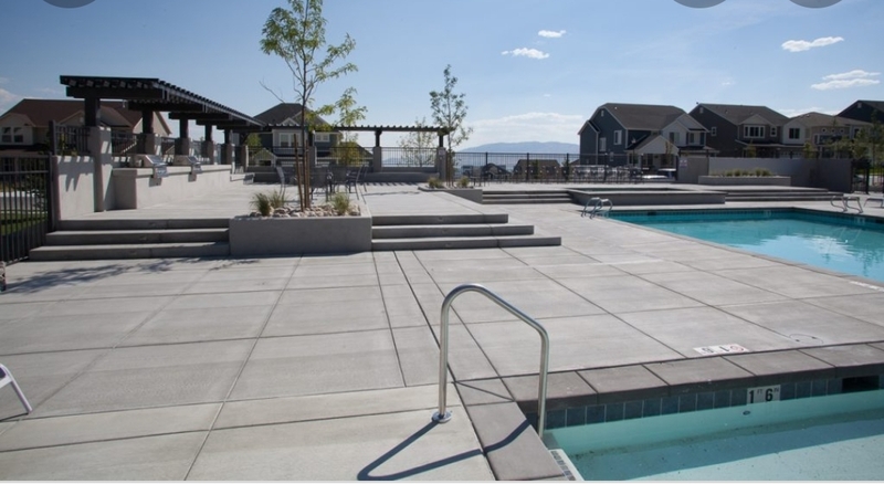 roommates in Lake Elsinore Private Room in 4Bed.3Bath - cirtru.com