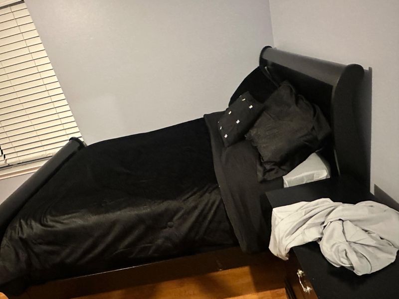 roommates in Undisclosed, Katy, TX 77449 Live in Williamsburg Colony (id. 28898) - cirtru.com