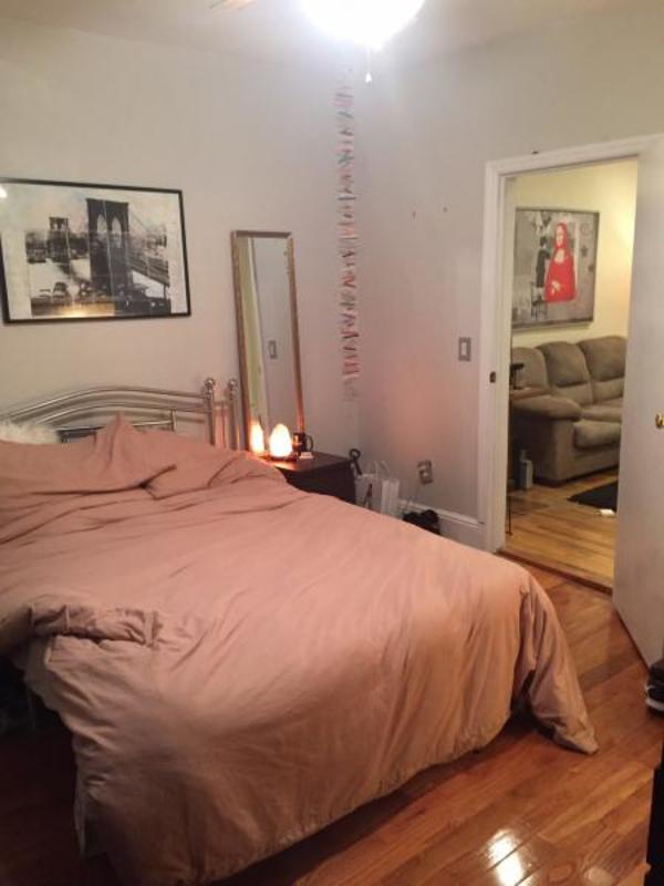 Private Room in 3Bed.3Bath