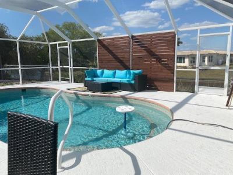 roommates in North Port Private Room in 3Bed.2Bath - cirtru.com