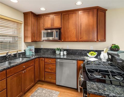 roommates in Seattle Private Room in 3Bed.3Bath - cirtru.com