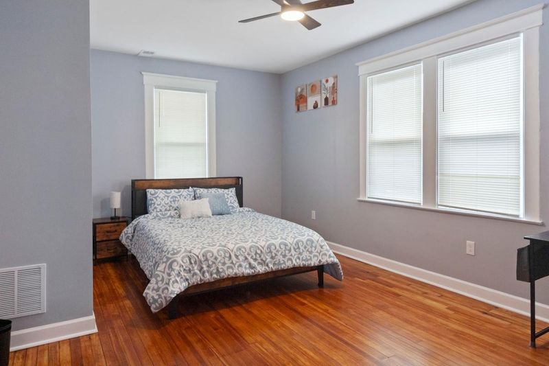 roommates in Undisclosed, Brooklyn, MD 21225 Large Private Room w/ Parking!   All Utilities + WiFi Included  Near Transit  Clean, Quiet & Comfortable  Move In Today (id. 12558) - cirtru.com