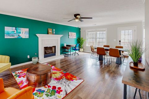 Super PadSplit Host! Gorgeous & Spacious Loganville House  Great Location with Amazing Amenities (id. 11459)