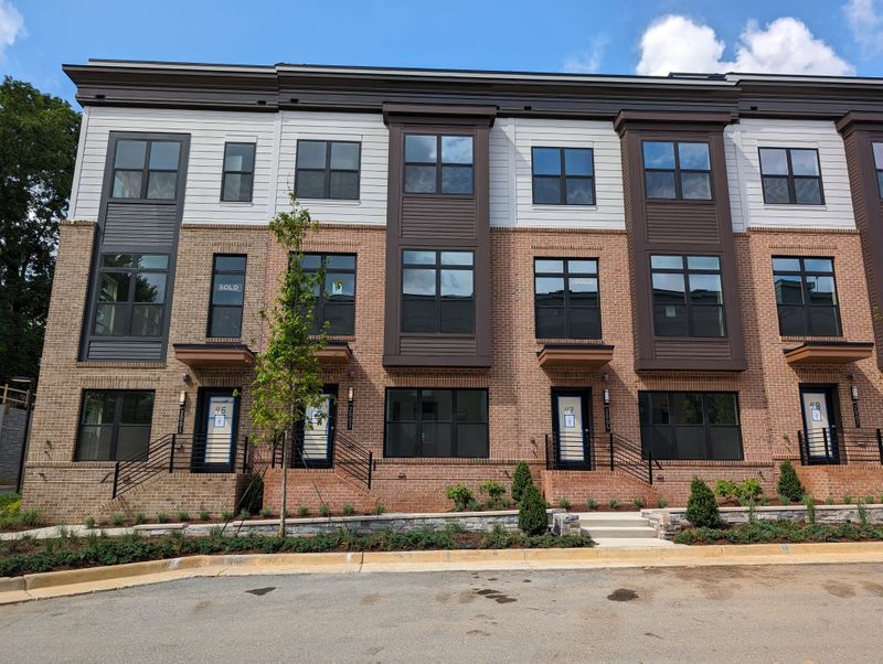 roommates in Falls Church Private Room in 5Bed.4.5Bath - cirtru.com