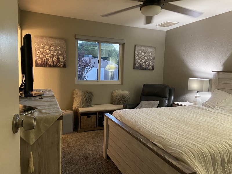 Private Room in 3Bed.2Bath