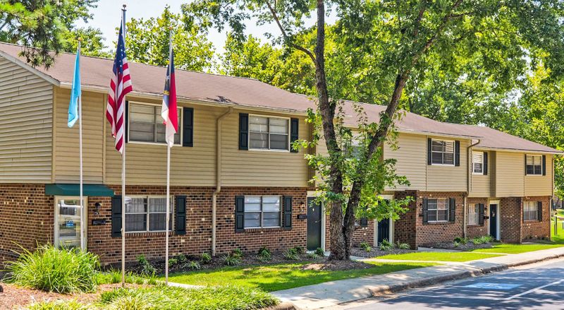 roommates in Chapel Hill Private Room in 2Bed.1.5Bath - cirtru.com