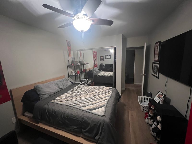 roommates in Los Alamitos Private Room in 3Bed.2Bath - cirtru.com
