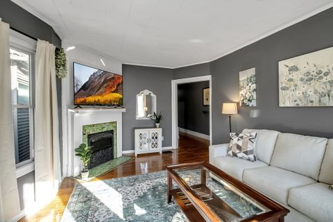 Entire Place 3Bed.1Bath