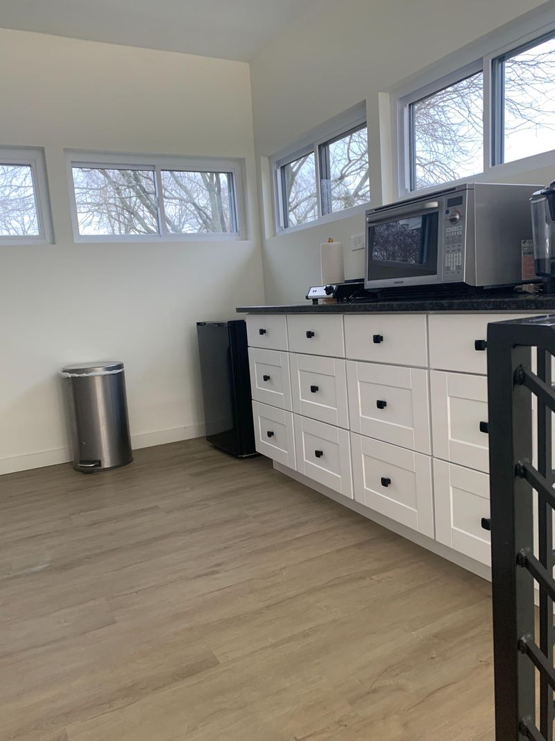 roommates in Undisclosed, Wyndmoor, PA 19038 Modern Wyndmoor ADU – Private Room with Shared Kitchen, Bath & Laundry (id. 20947) - cirtru.com