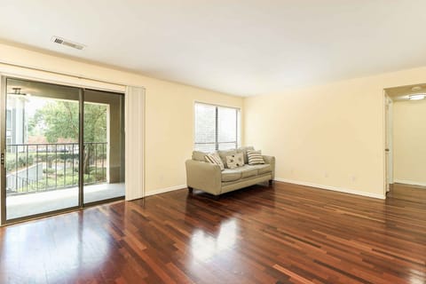 Entire Place 2Bed.2Bath