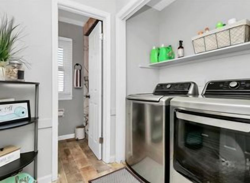 roommates in Undisclosed, Charlotte, NC 28215 East Charlotte Hub  Minutes from UNCC, Uptown & Restaurants (id. 14139) - cirtru.com