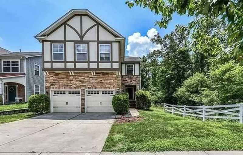 roommates in Charlotte Private Room in 3Bed.2.5Bath - cirtru.com