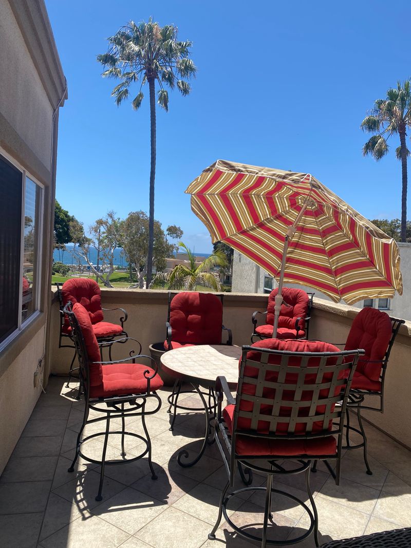 roommates in Redondo Beach Private Room in 4Bed.3Bath - cirtru.com