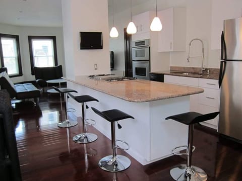 Private Room in 2Bed.2Bath