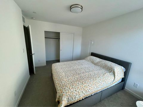 Private Room in 3Bed.2.5Bath