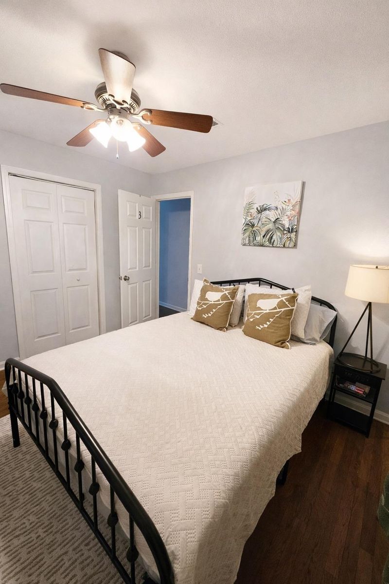 roommates in Undisclosed, Columbus, GA 31904 Close to College & Hospital | Spacious Columbus 3‑Bed/2‑Bath Home – Furnished Rooms| Fully Stocked Kitchen | Fast Wi‑Fi, Utilities Included  Weekly Rate + Easy Move‑In! (id. 18442) - cirtru.com