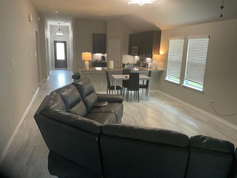 roommates in Undisclosed, Fresno, TX 77545 Rare Diamond (id. 16563) - cirtru.com