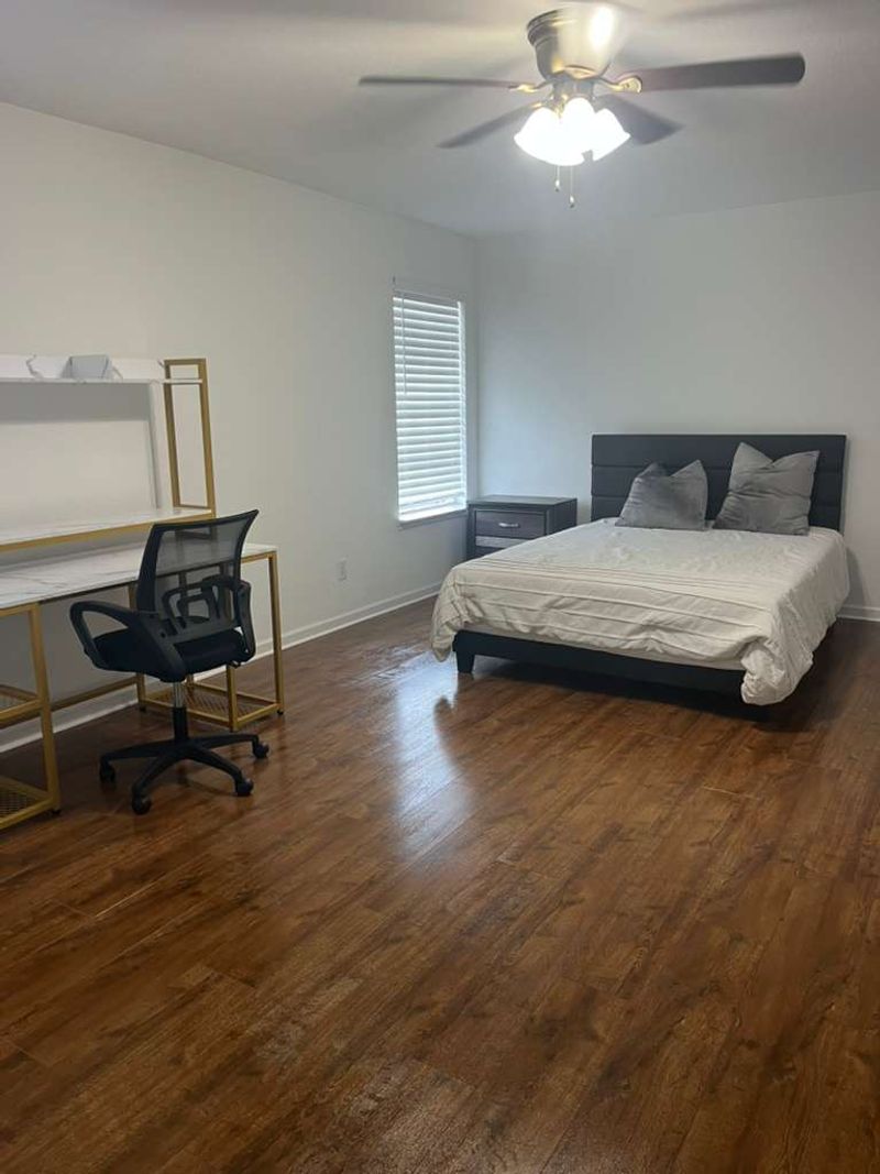 roommates in Houston Private Room in 4Bed.2.5Bath - cirtru.com