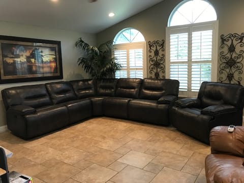 Private Room in 3Bed.2Bath