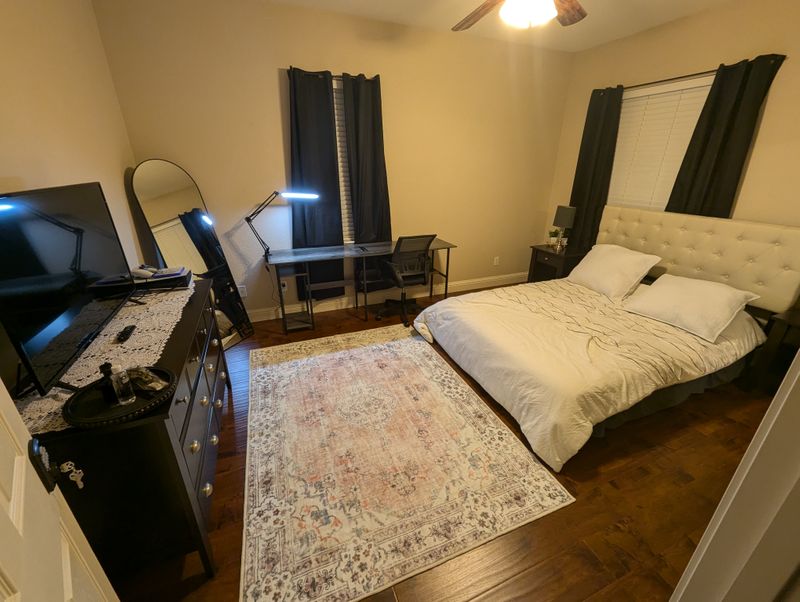 roommates in Riverbank Private Room in 1Bed.1Bath - cirtru.com
