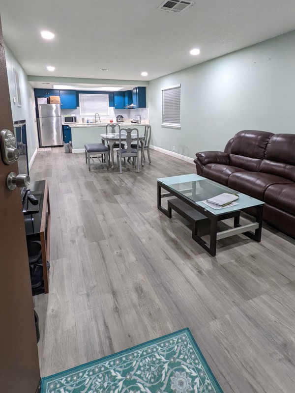 Private Room in 2Bed.2Bath