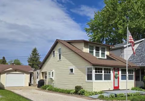 Entire Place 4Bed.2Bath