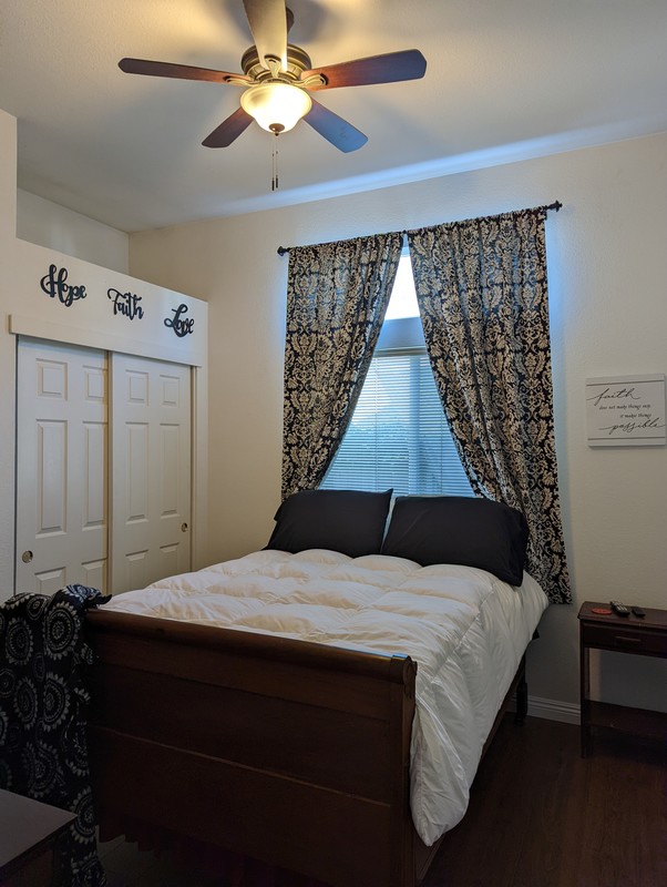 roommates in Elk Grove Private Room in 1Bed.1Bath - cirtru.com