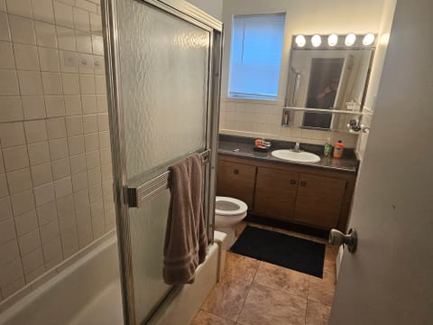 Private Room in 2Bed.1Bath