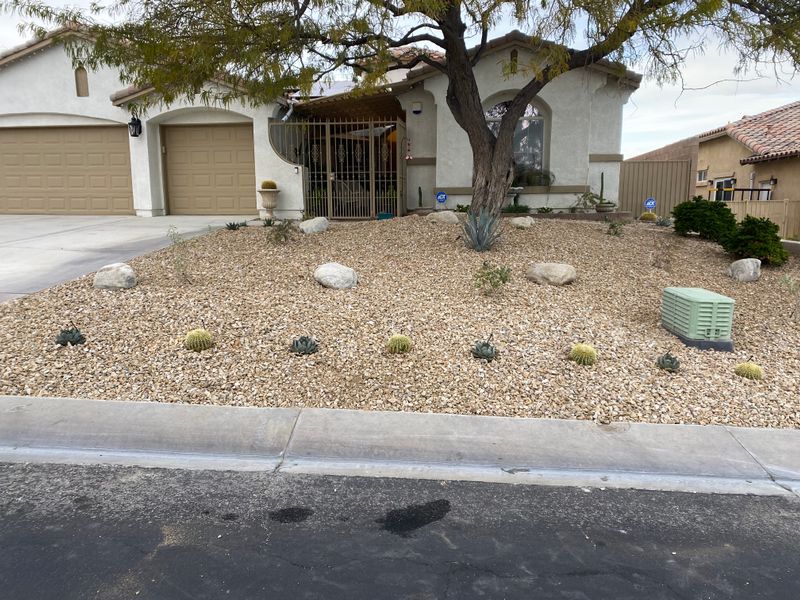 roommates in Palm Springs Private Room in 1Bed.1Bath - cirtru.com