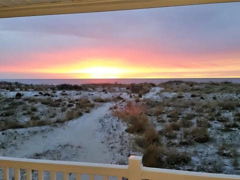 Entire Place 4Bed.2Bath