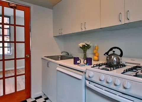 roommates in New York City Entire Place 2Bed.1Bath - cirtru.com