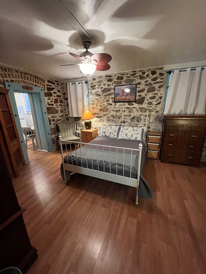 roommates in El Paso Entire Place 1Bed.1Bath - cirtru.com