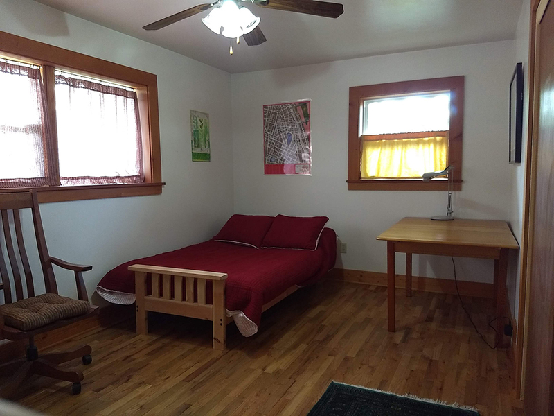 Private Room in 3Bed.2Bath