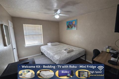 Spacious & Cozy Oak Cliff Living  | Quiet Neighborhood Home with Room to Breathe • Comfortable Spaces • Relaxed, Easy Living in the Heart of Oak Cliff (id. 9102)