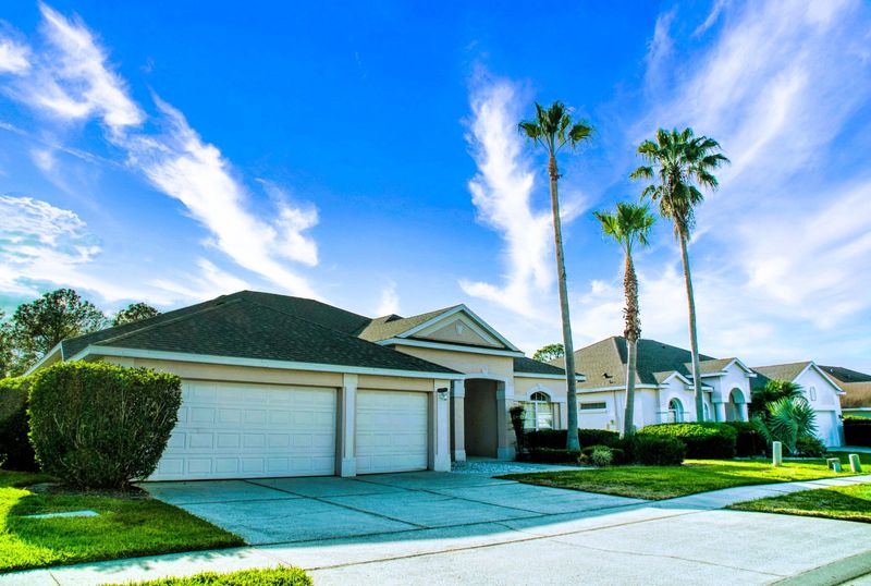 roommates in Undisclosed, Davenport, FL 33897 Spacious Home with Workstation, Private Pool 33897 (id. 14497) - cirtru.com
