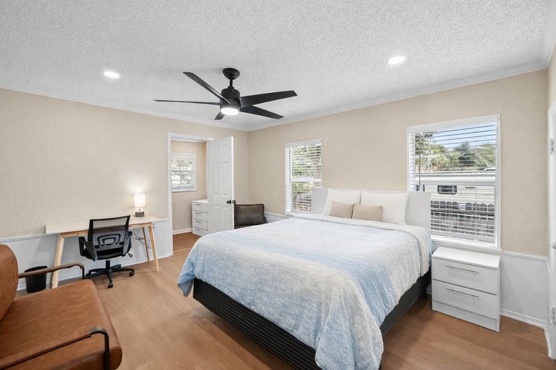 Newly Renovated |  3⃣ mins to Riverside | Walk to Riverside in 20 mins |  Access to I-10 (id. 21057)