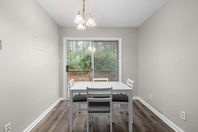 Affordable Convenience in Chapel Hill (id. 27654)